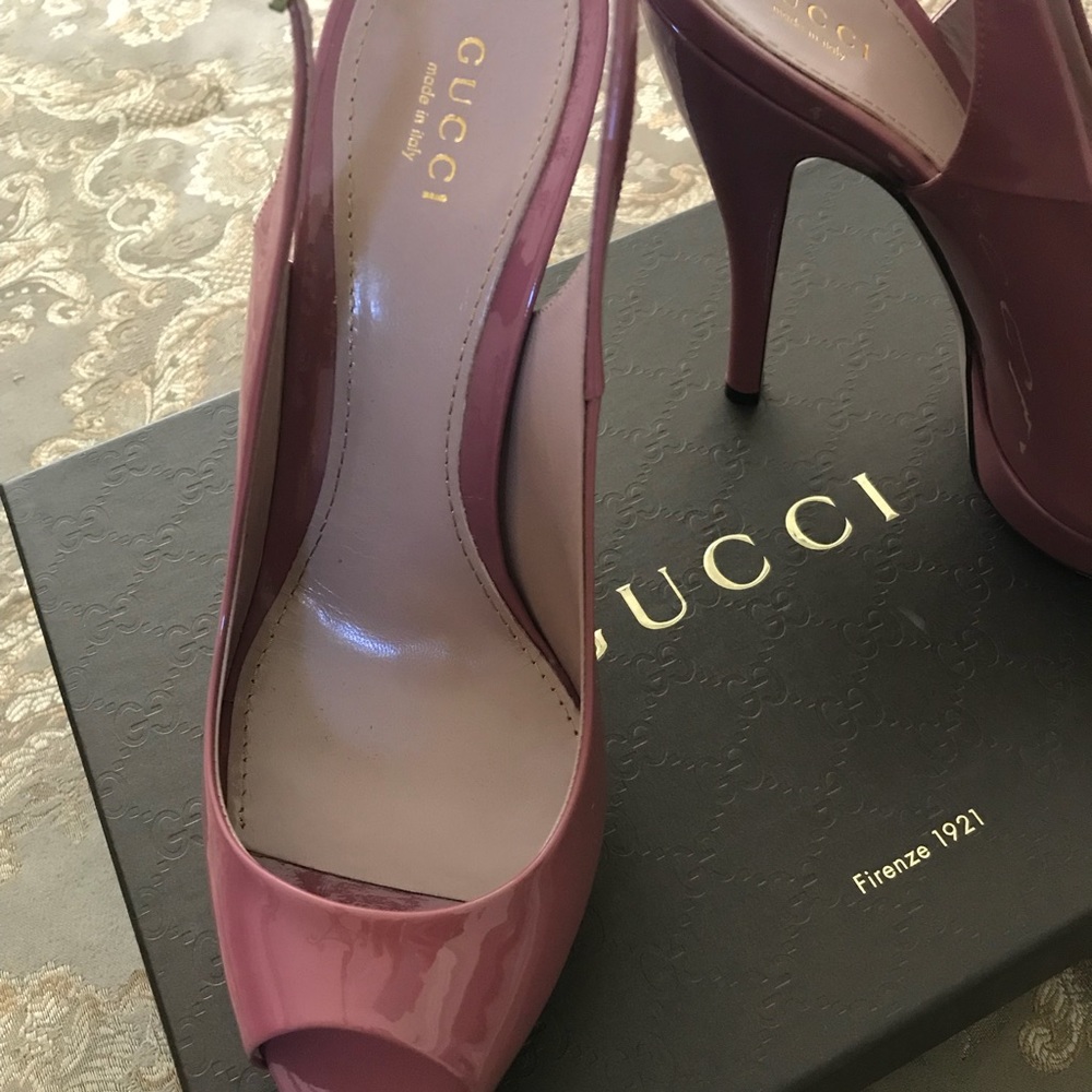 Brand New Gucci Slingback
